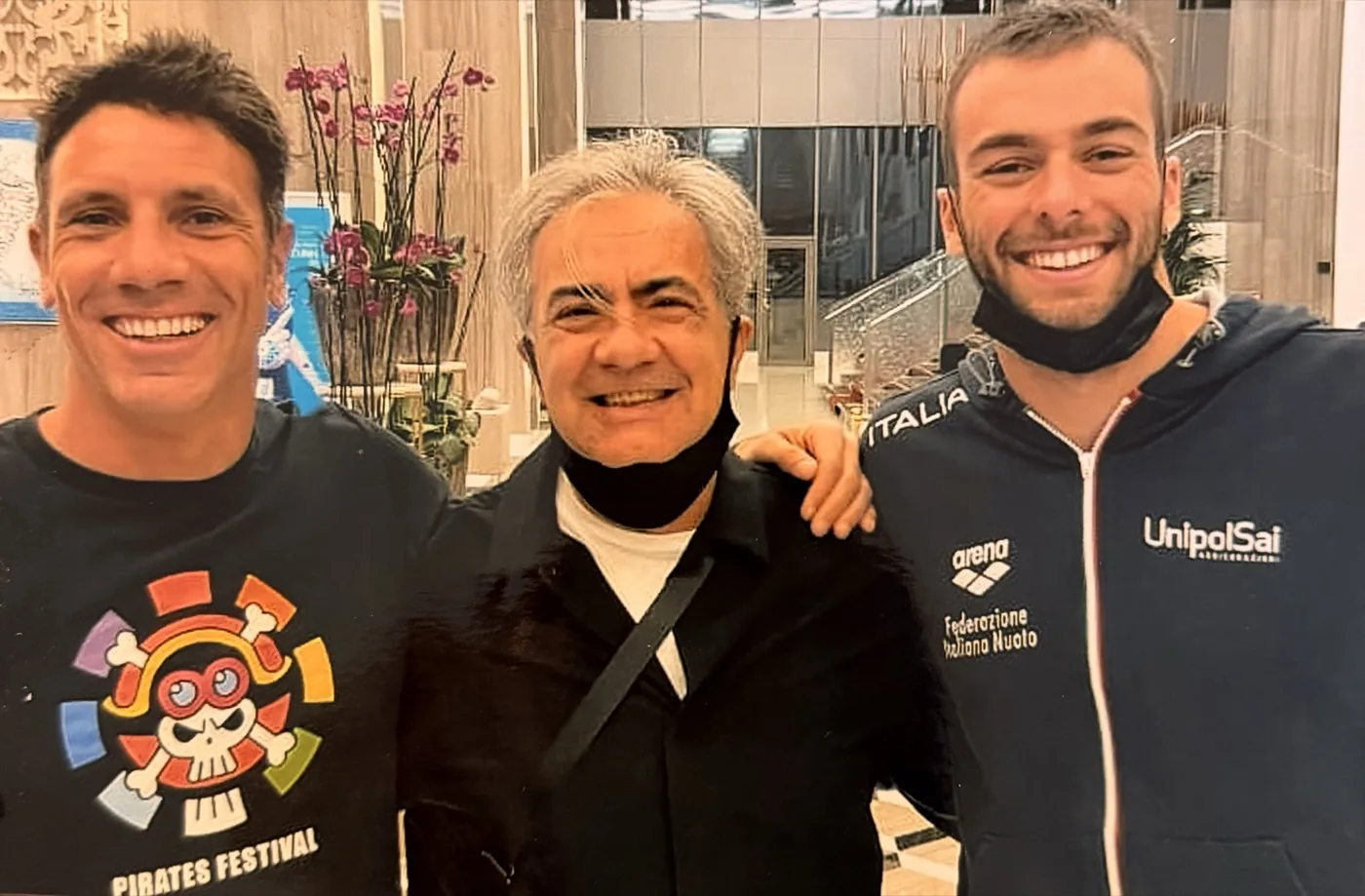 Claudio Trovato con il nuotatore Gregorio Paltrinieri.